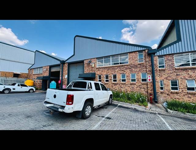 166M² WAREHOUSE TO LET IN ROBERTVILLE